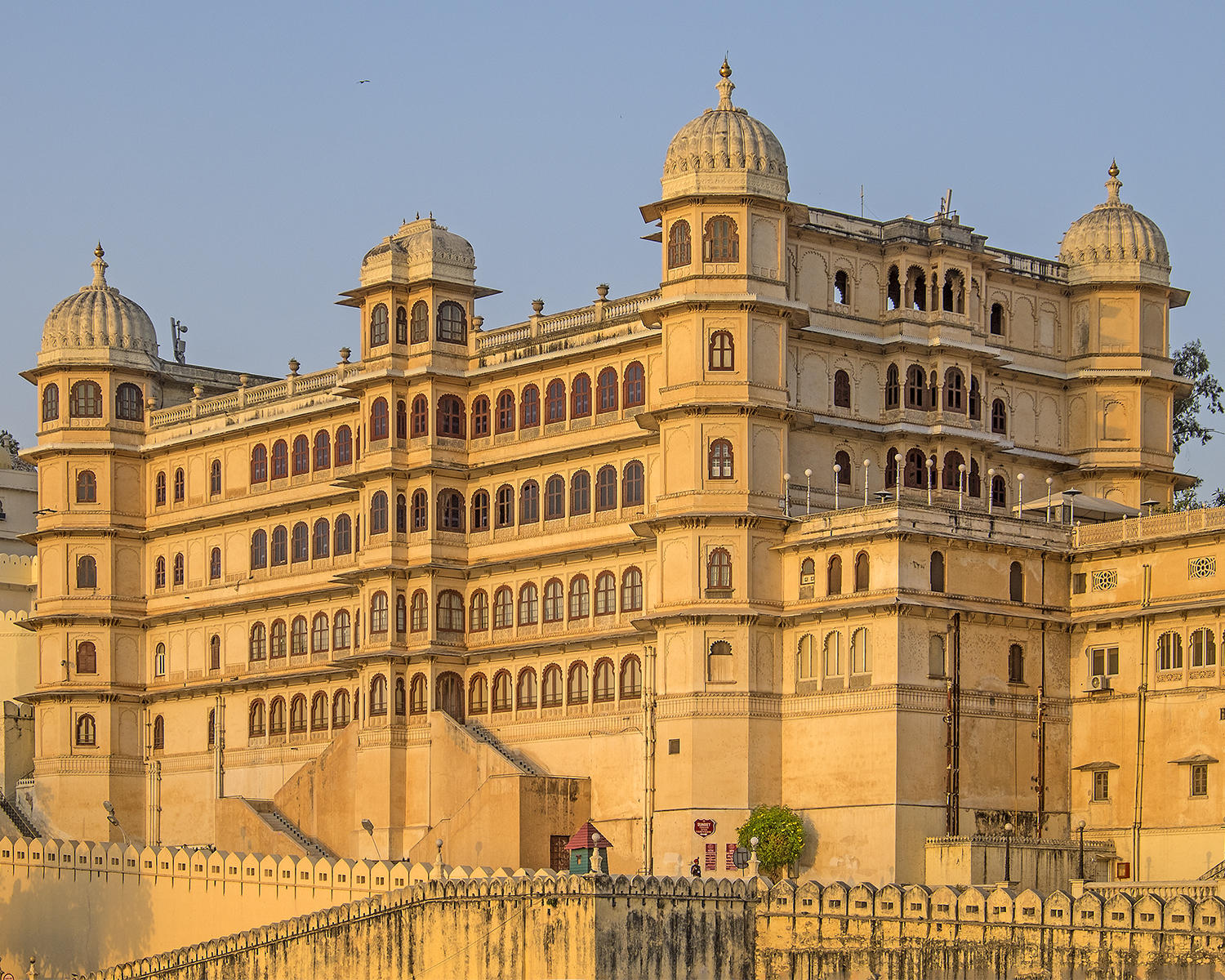 Royal Palace, Udaipur, India<p><a class="nav-link" href="/content.html?page=6/#TA56" target="_top">Thumbnail</a>