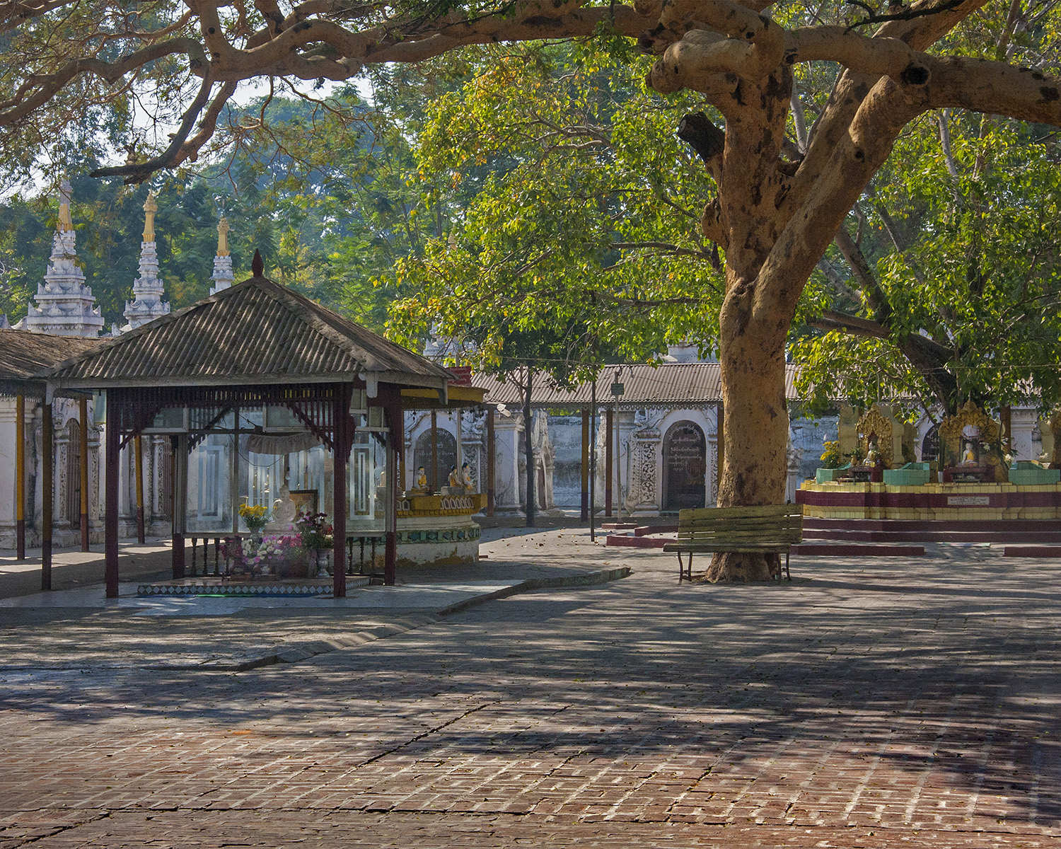 Temple Courtyard, Bagan, Myanmar<p><a class="nav-link" href="/content.html?page=6/#TA55" target="_top">Thumbnail</a>