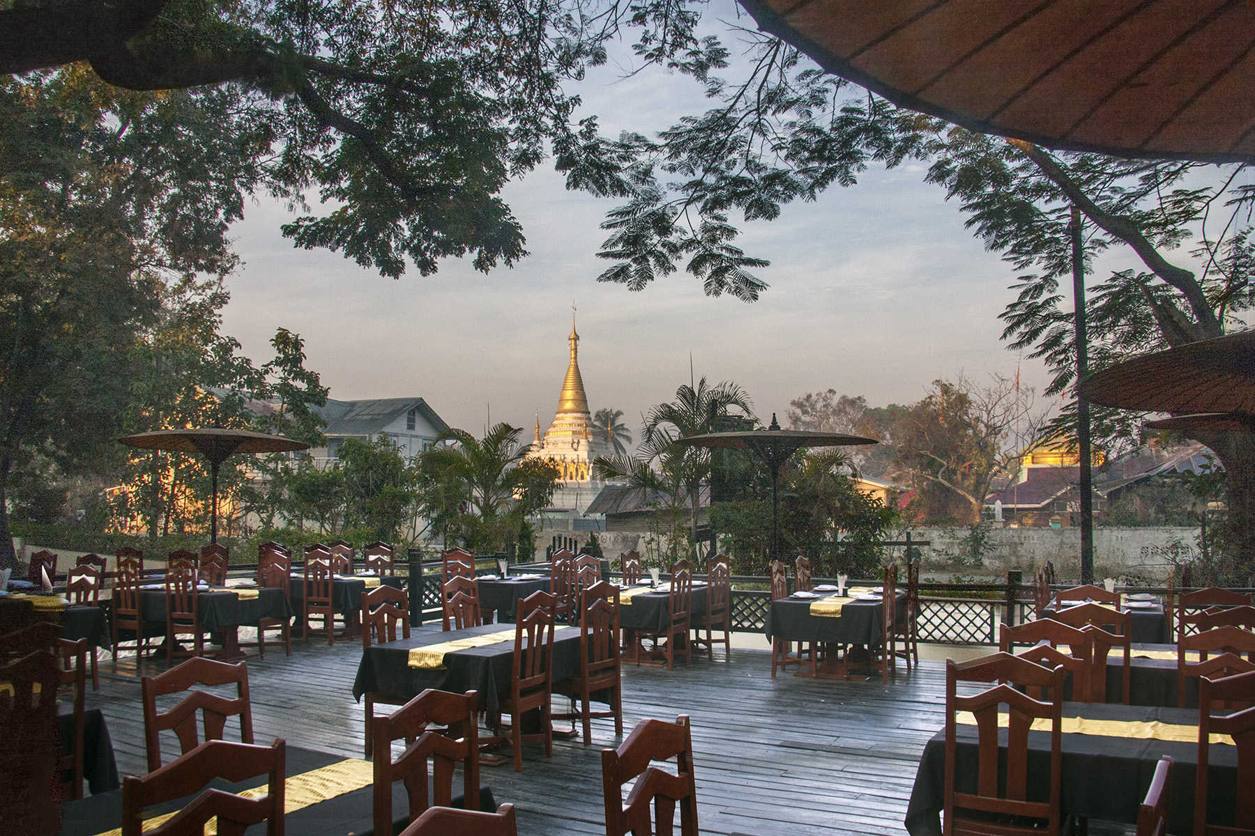 Open Air Dining, Inle Lake, Myanmar<p><a class="nav-link" href="/content.html?page=6/#TA52" target="_top">Thumbnail</a>