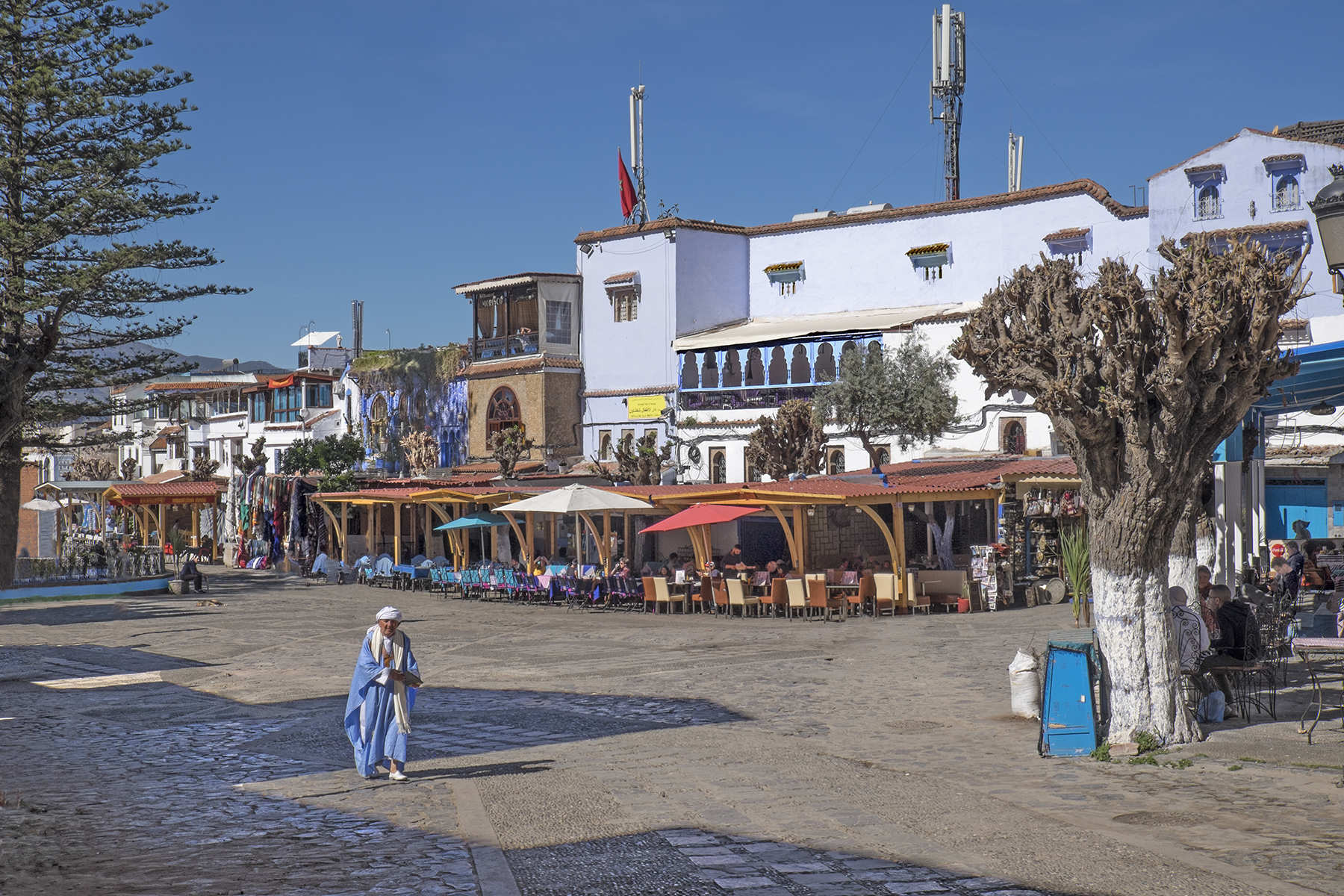 Plaza, Chefchauen, Morocco<p><a class="nav-link" href="/content.html?page=6/#TA39" target="_top">Thumbnail</a>
