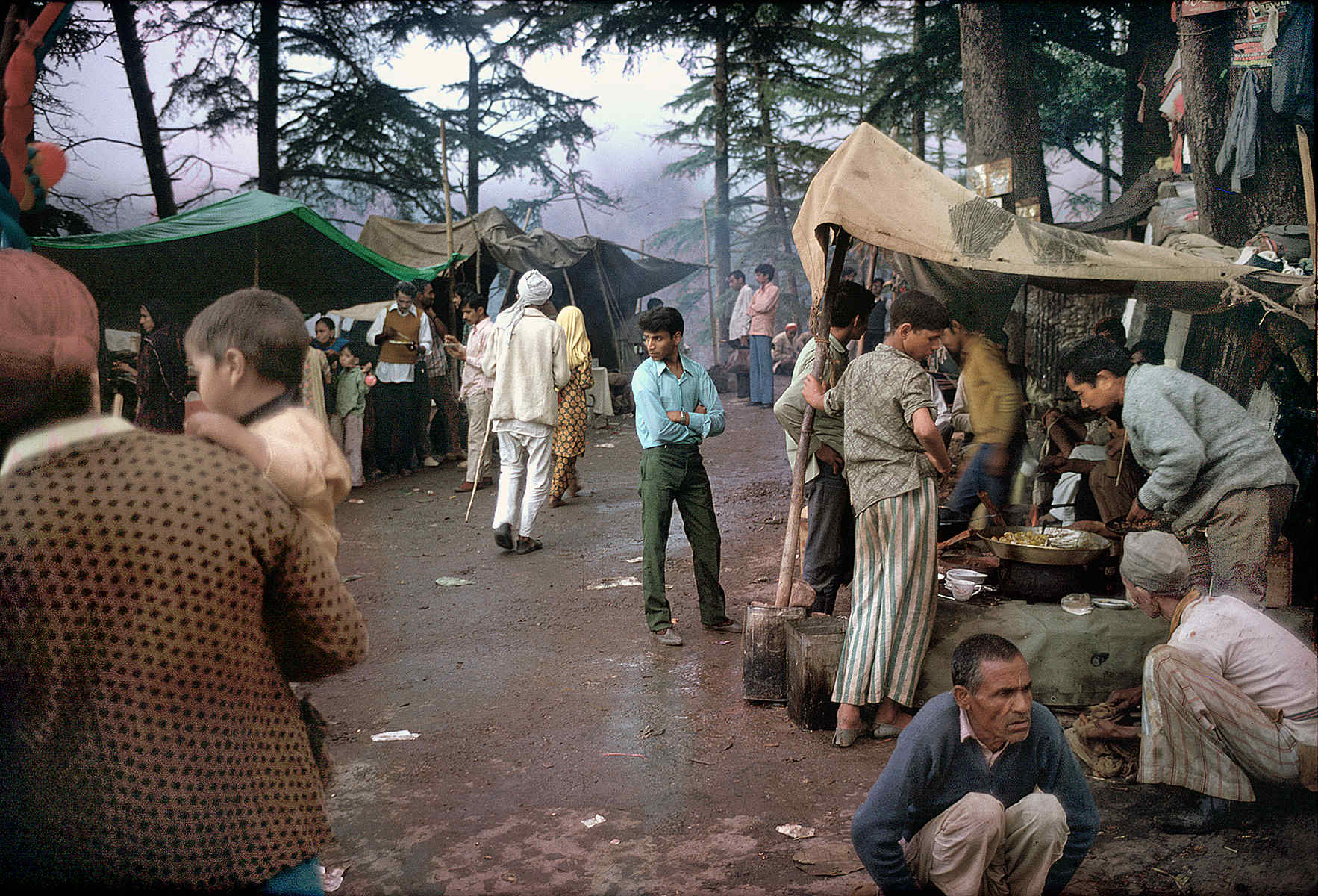 Sunday Bazar, McCleod Gange, Himachal Pradesh, India<p><a class="nav-link"href ="/content.html?page=6/#TA23" target="_top">Thumbnail</a>