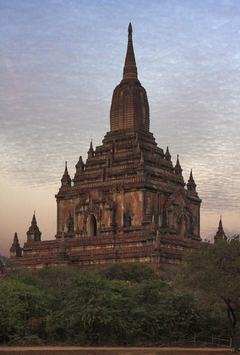 Monumental Pagoda, Bagan, Myanmar<p><a class="nav-link" href="/content.html?page=6/#TA49" target="_top">Thumbnail</a>